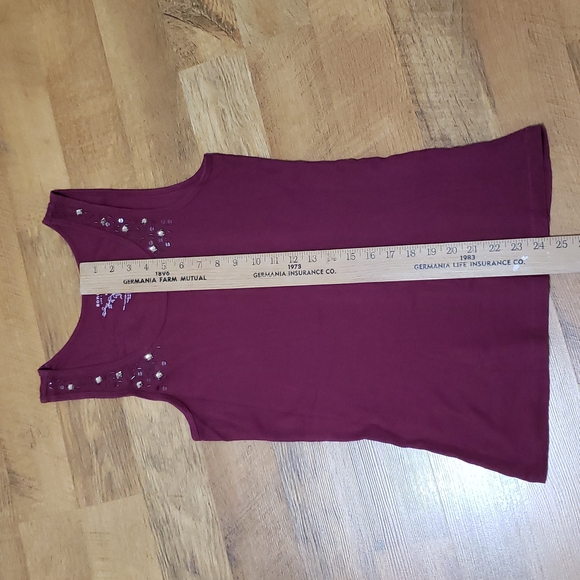 Sonoma - Magenta Ribbed Tank with Beaded shoulders - Ladies Medium - Picture 8 of 10